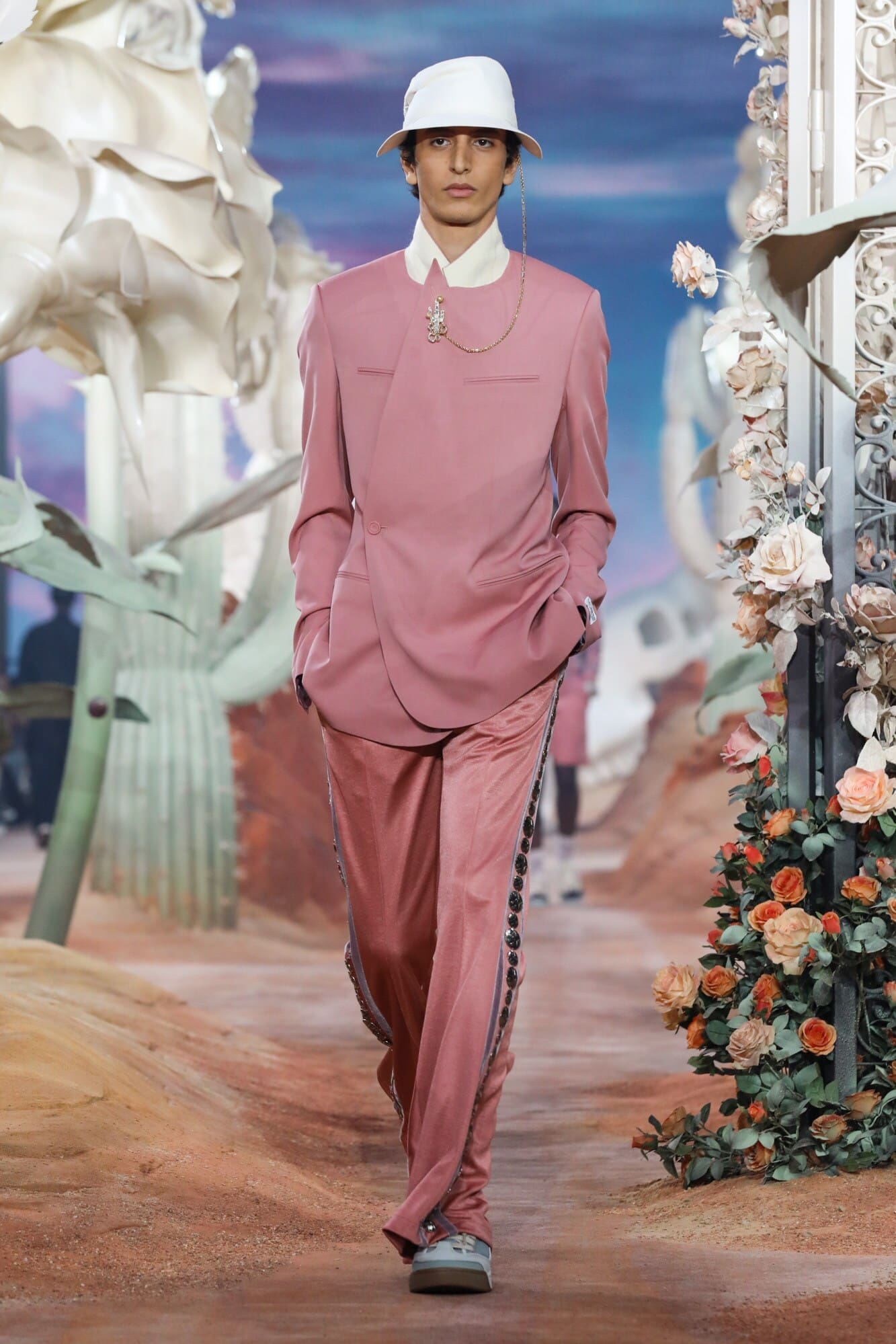 ディオール春夏2022年メンズ RUNWAY マガジン