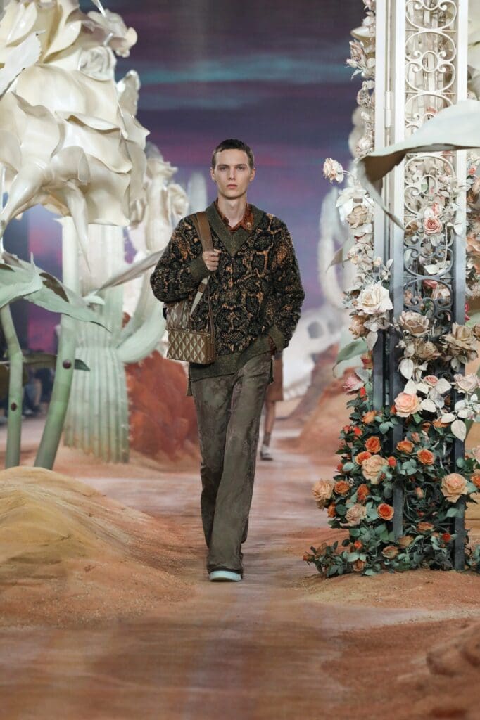 Dior Spring Summer 2022 Men by RUNWAY MAGAZINE