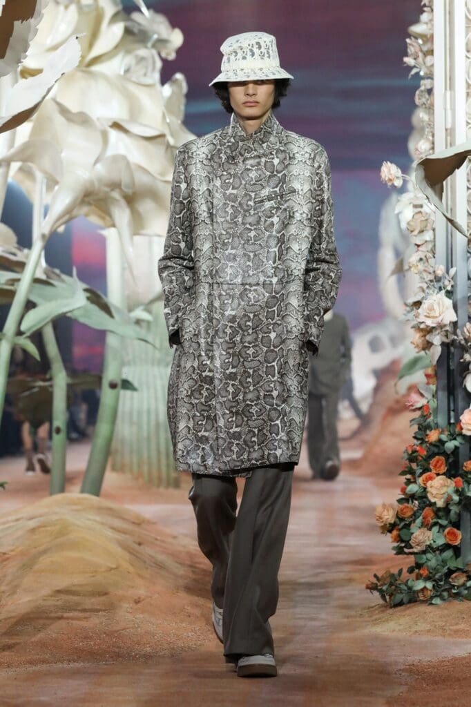 Dior Spring Summer 2022 Men by RUNWAY MAGAZINE