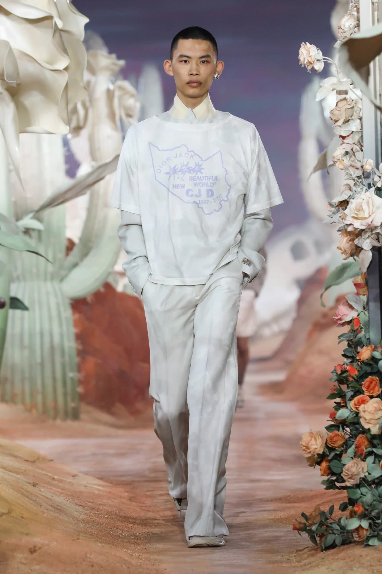 ディオール春夏2022年メンズ RUNWAY マガジン