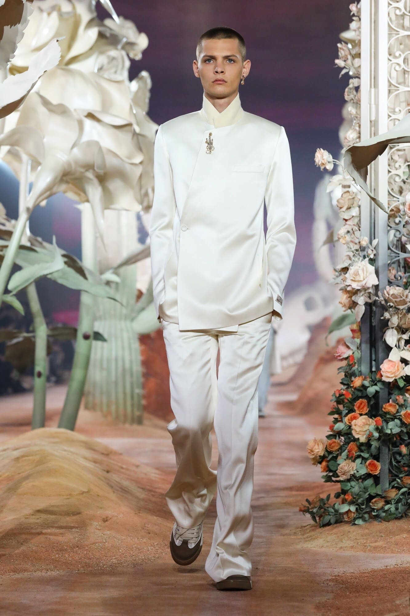 ディオール春夏2022年メンズ RUNWAY マガジン
