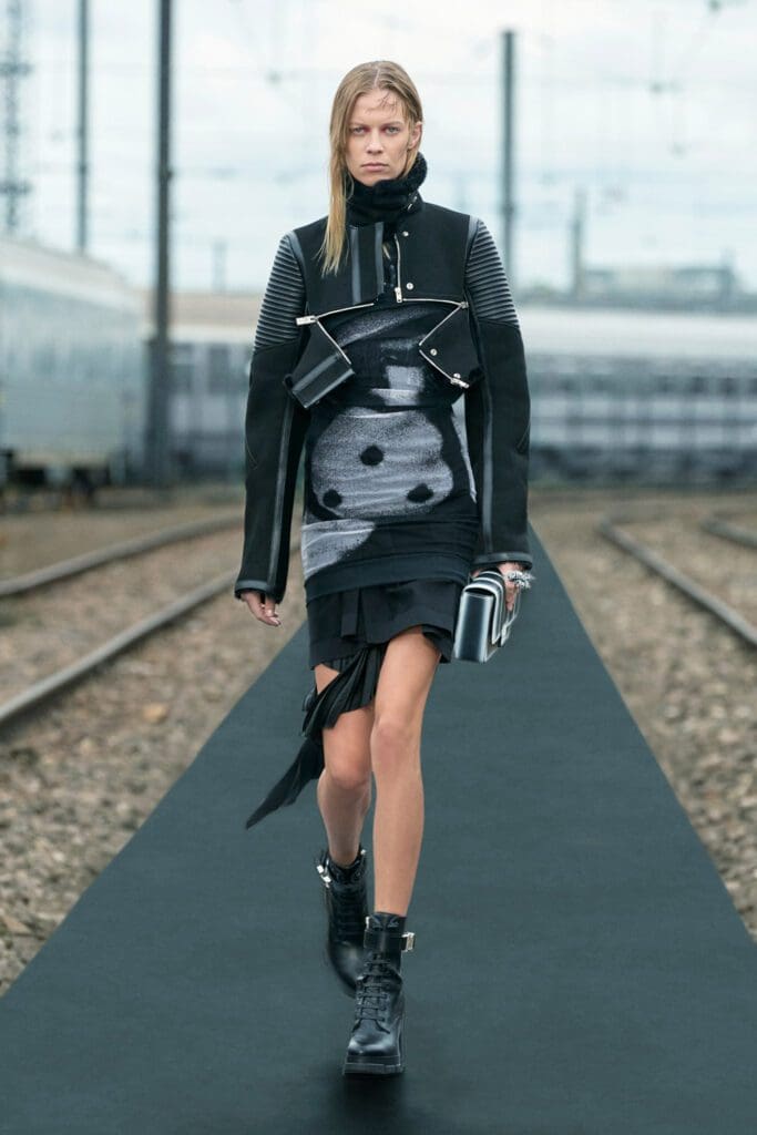 Givenchy Resort 2022 by RUNWAY MAGAZINE