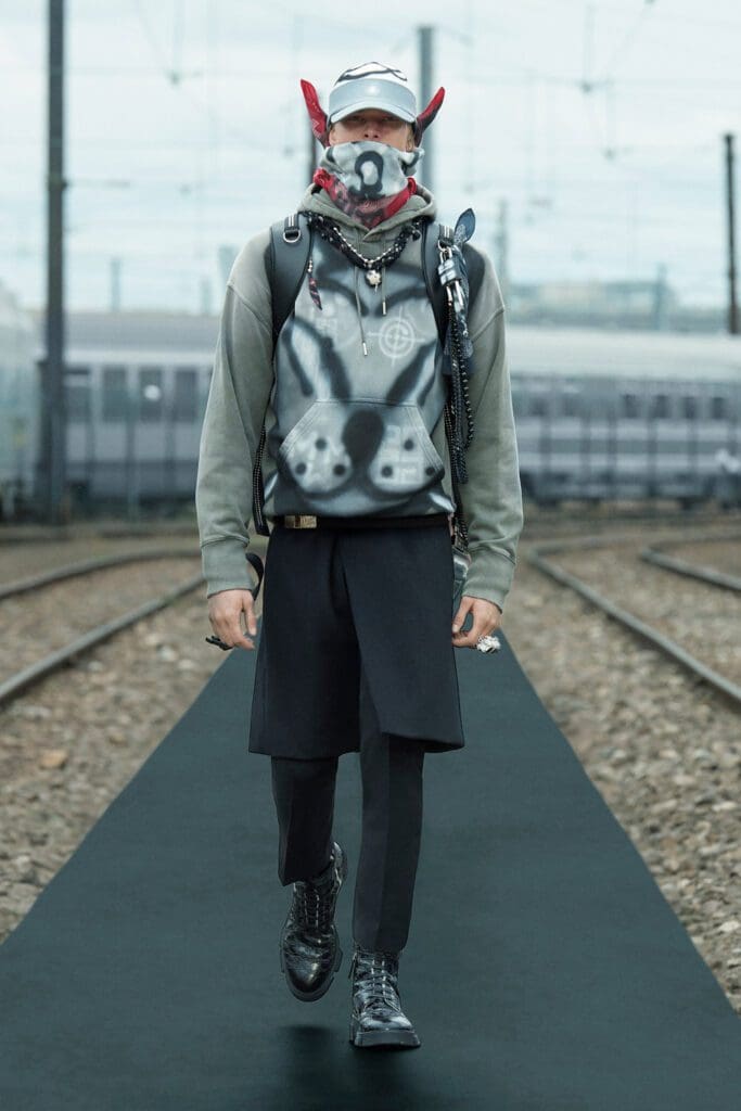Givenchy Resort 2022 by RUNWAY MAGAZINE