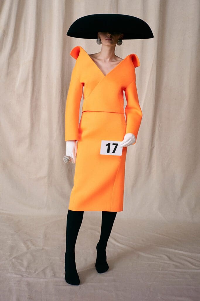 Balenciaga Haute Couture Fall Winter 2021-2022 by RUNWAY MAGAZINE