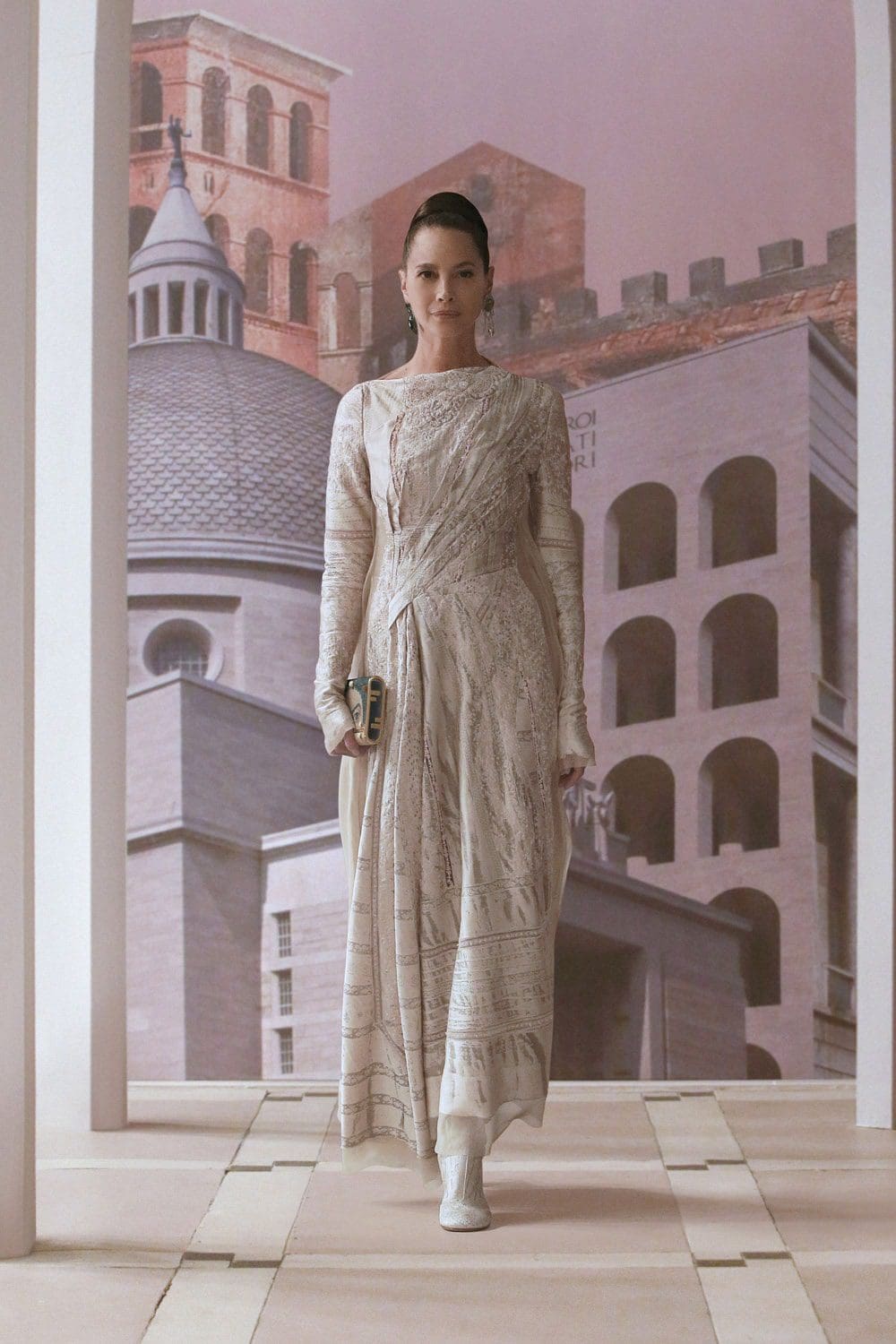 Fendi Haute Couture Fall Winter 2021-2022 by RUNWAY MAGAZINE