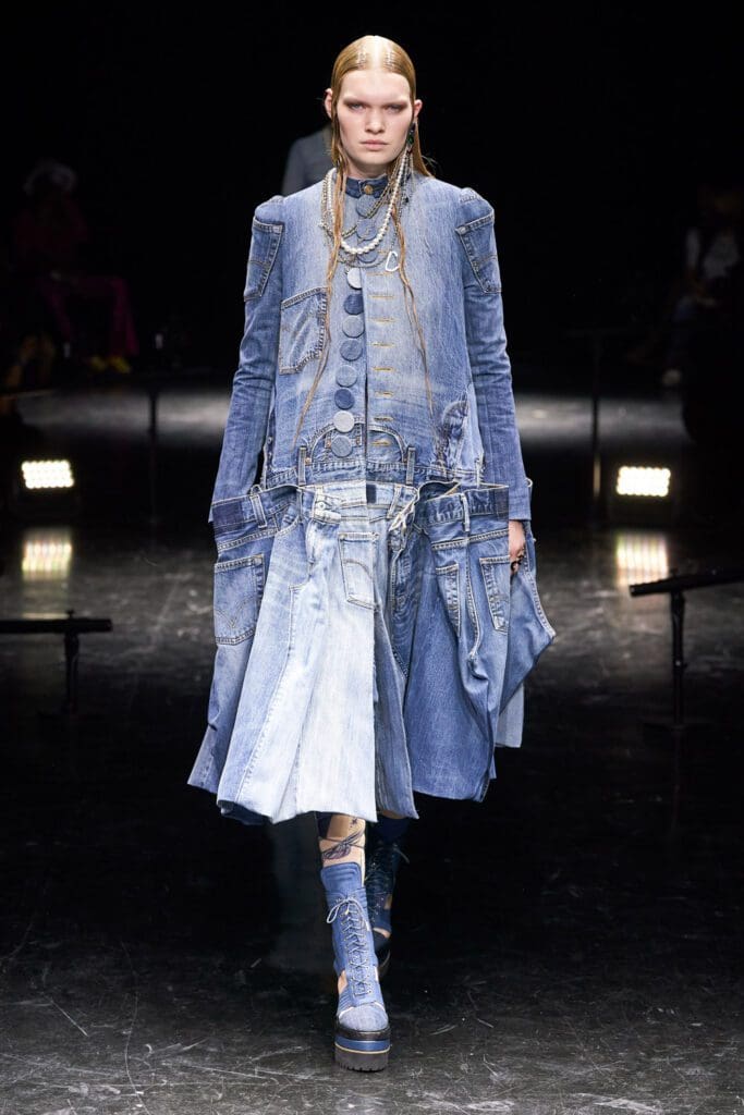 Jean Paul Gaultier x Sacai's Chitose Abe Couture Autunno Inverno 2021-2022 di RUNWAY MAGAZINE