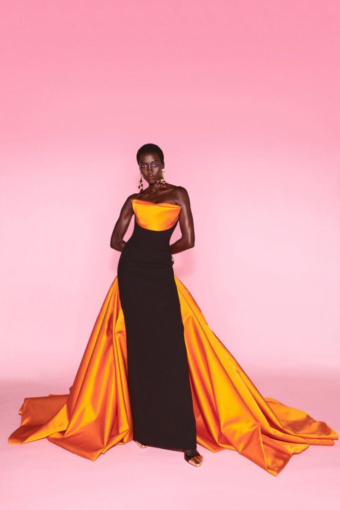 Schiaparelli Haute Couture Autunno Inverno 2021-2022 by RUNWAY MAGAZINE