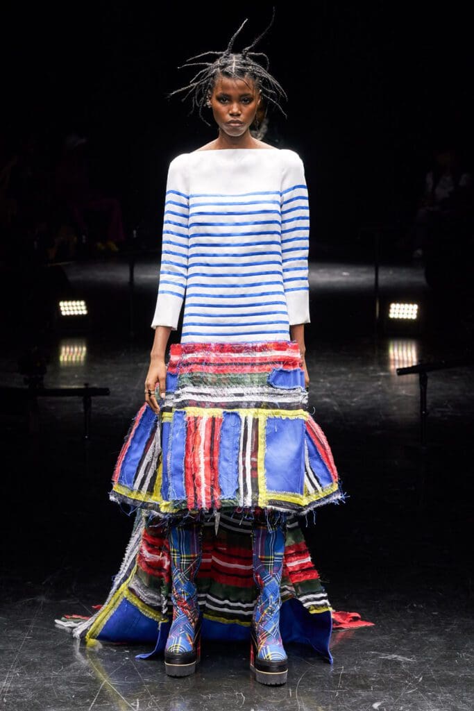 Jean Paul Gaultier x Sacai's Chitose Abe Couture Autunno Inverno 2021-2022 di RUNWAY MAGAZINE