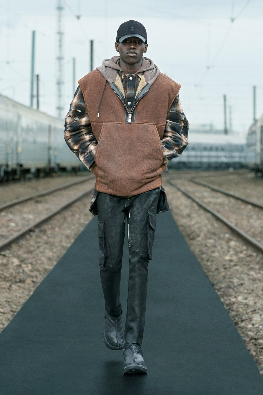 Givenchy Resort 2022 by RUNWAY MAGAZINE