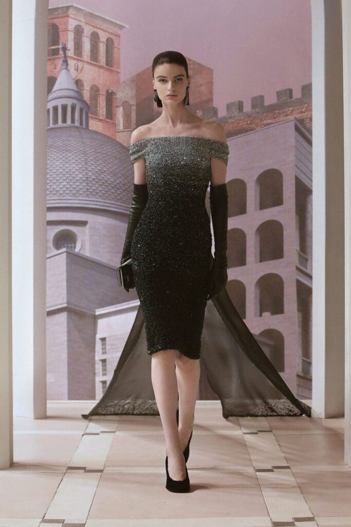 Fendi Haute Couture Automne Hiver 2021-2022 par RUNWAY MAGAZINE