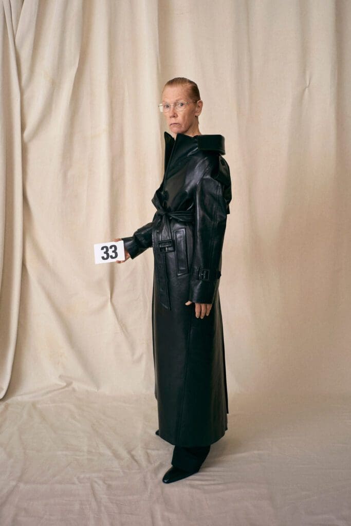 Balenciaga Haute Couture Fall Winter 2021-2022 by RUNWAY MAGAZINE