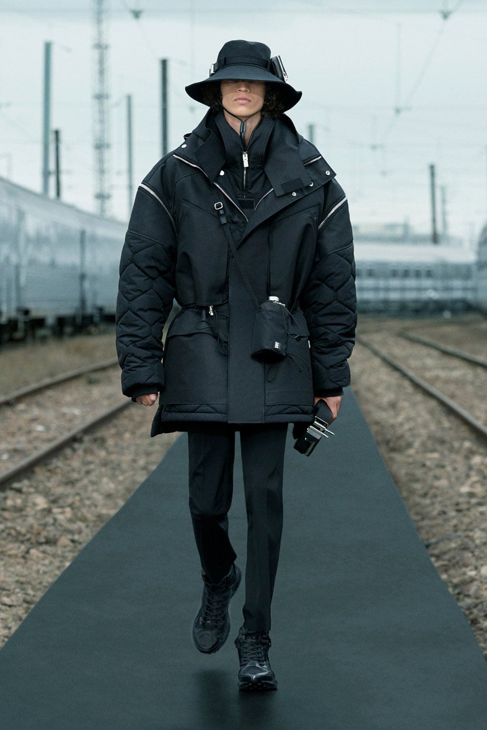 Givenchy Resort 2022 by RUNWAY MAGAZINE