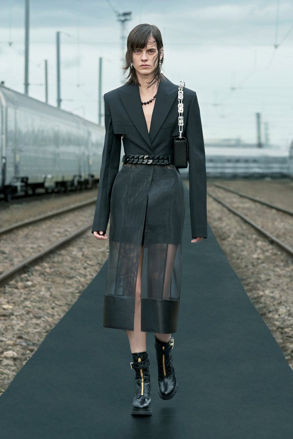 Givenchy Resort 2022 by RUNWAY MAGAZINE