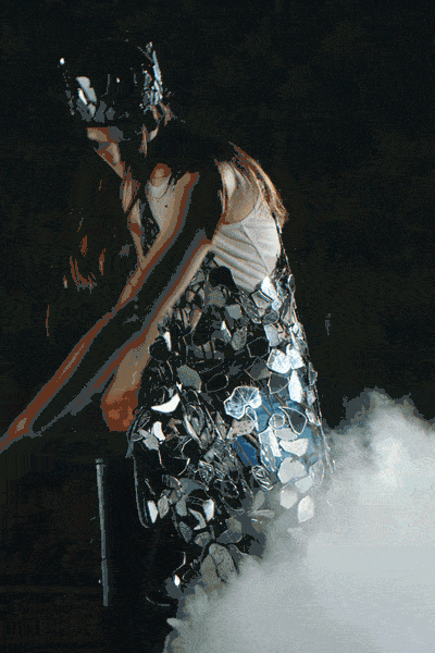 Maison Margiela Haute Couture Outono Inverno 2021-2022 por RUNWAY MAGAZINE