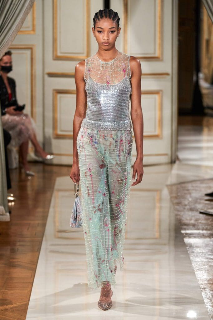 Giorgio Armani Privé Haute Couture Fall Winter 2021-2022 by RUNWAY MAGAZINE