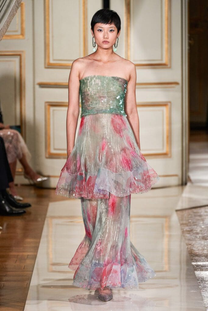 Giorgio Armani Privé Haute Couture Fall Winter 2021-2022 by RUNWAY MAGAZINE