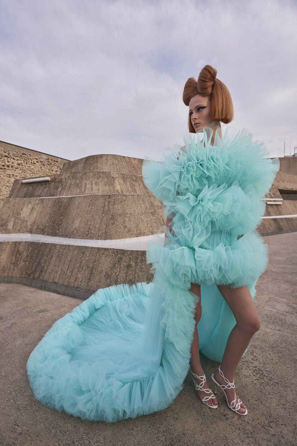 Giambattista Valli Haute Couture Otoño Invierno 2021-2022 de RUNWAY REVISTA