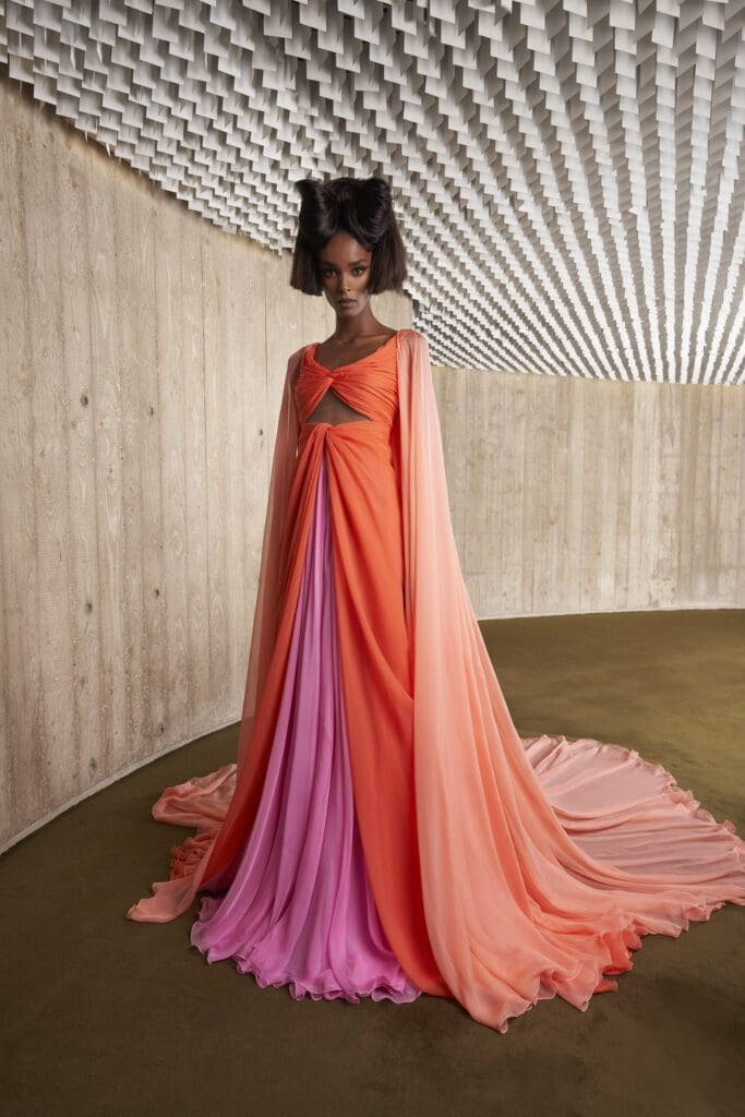 Giambattista Valli Haute Couture Autunno Inverno 2021-2022 by RUNWAY MAGAZINE