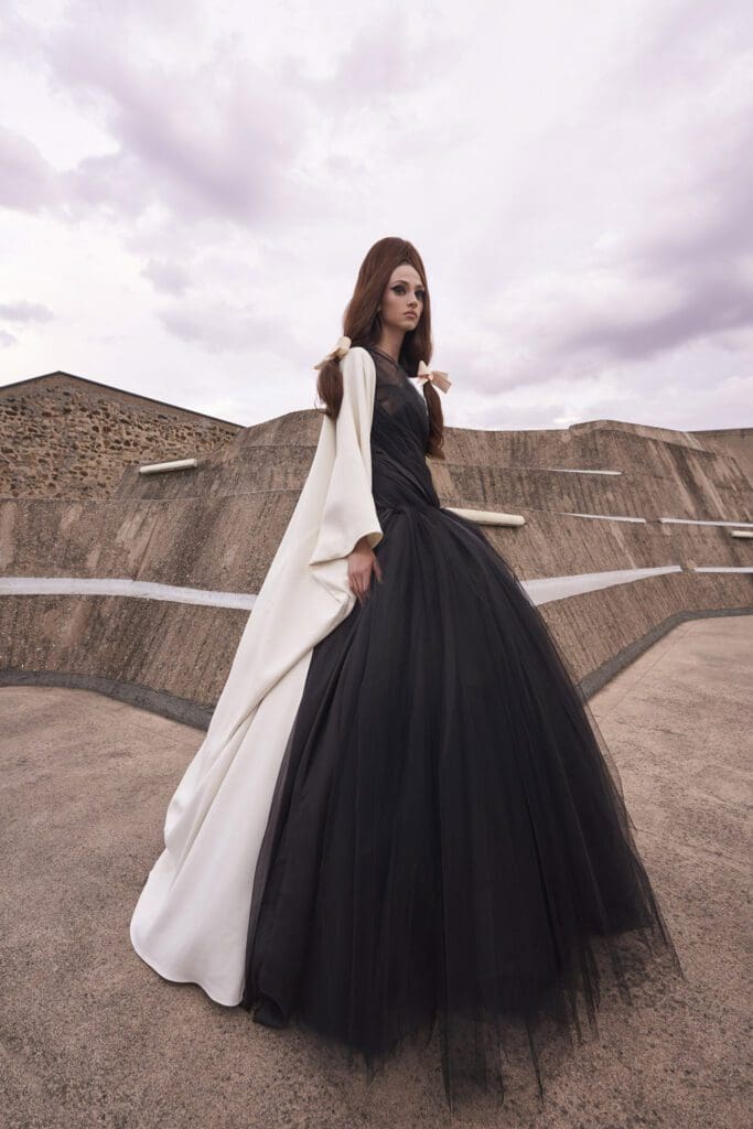 Giambattista Valli Haute Couture Autunno Inverno 2021-2022 by RUNWAY MAGAZINE