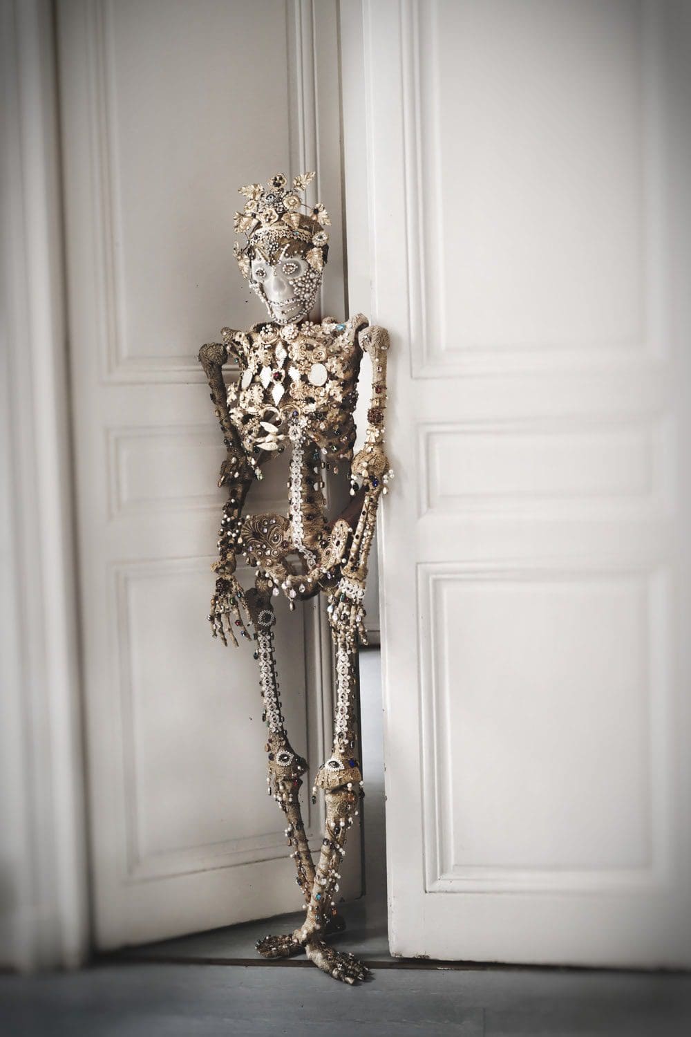Franck Sorbier Haute Couture Fall Winter 2021-2022 by RUNWAY MAGAZINE
