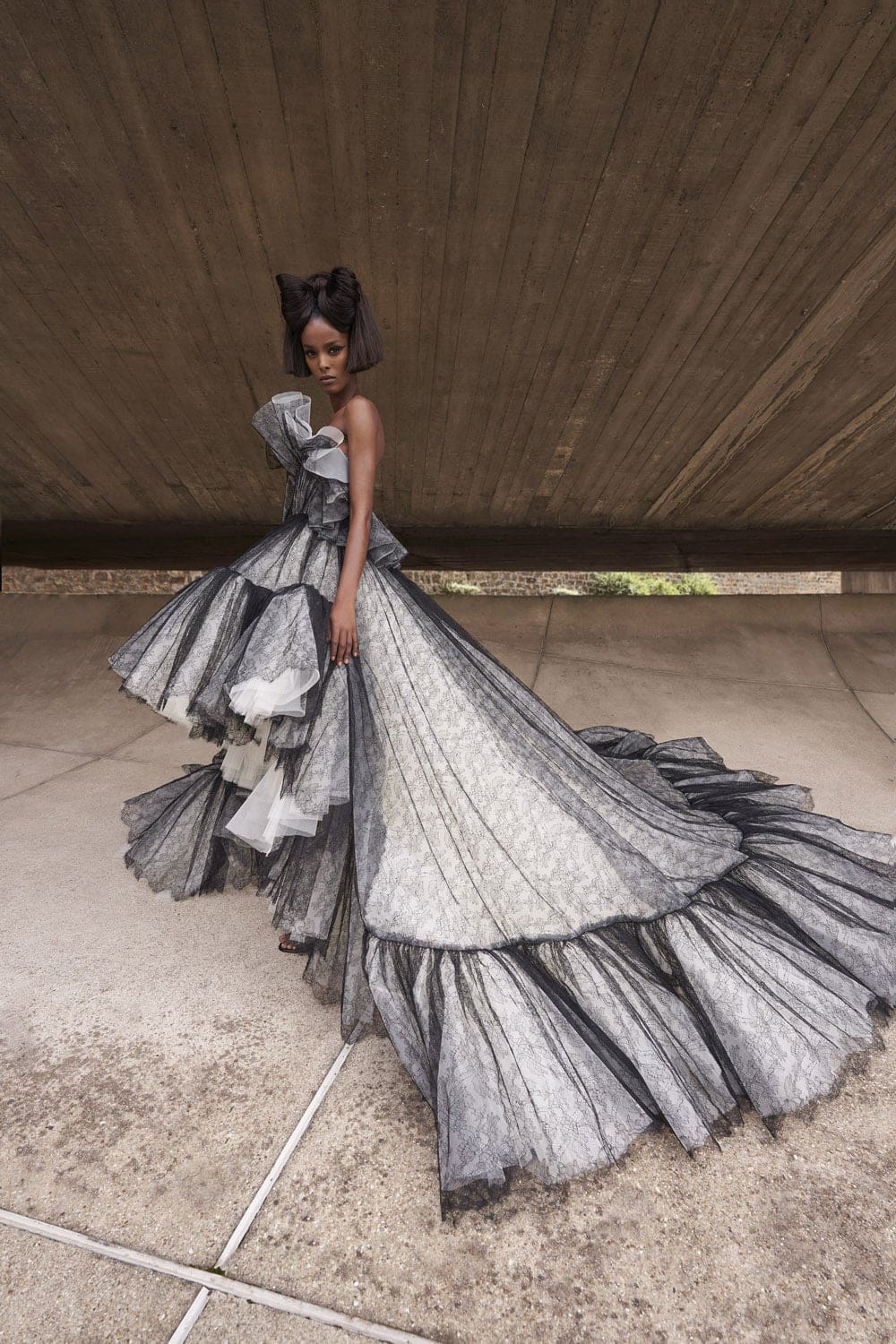 Giambattista Valli Haute Couture Otoño Invierno 2021-2022 de RUNWAY REVISTA