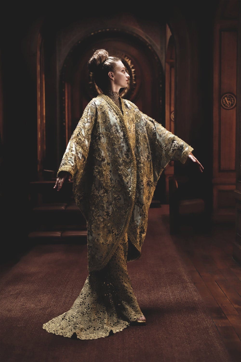 Franck Sorbier Haute Couture Fall Winter 2021-2022 by RUNWAY MAGAZINE