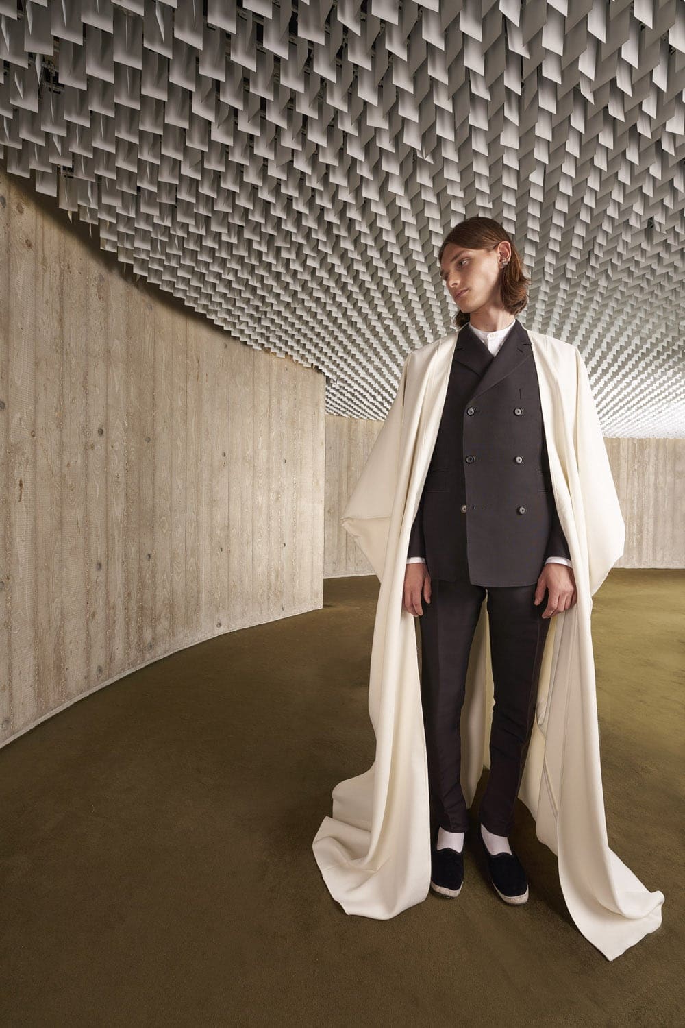Giambattista Valli Haute Couture Otoño Invierno 2021-2022 de RUNWAY REVISTA