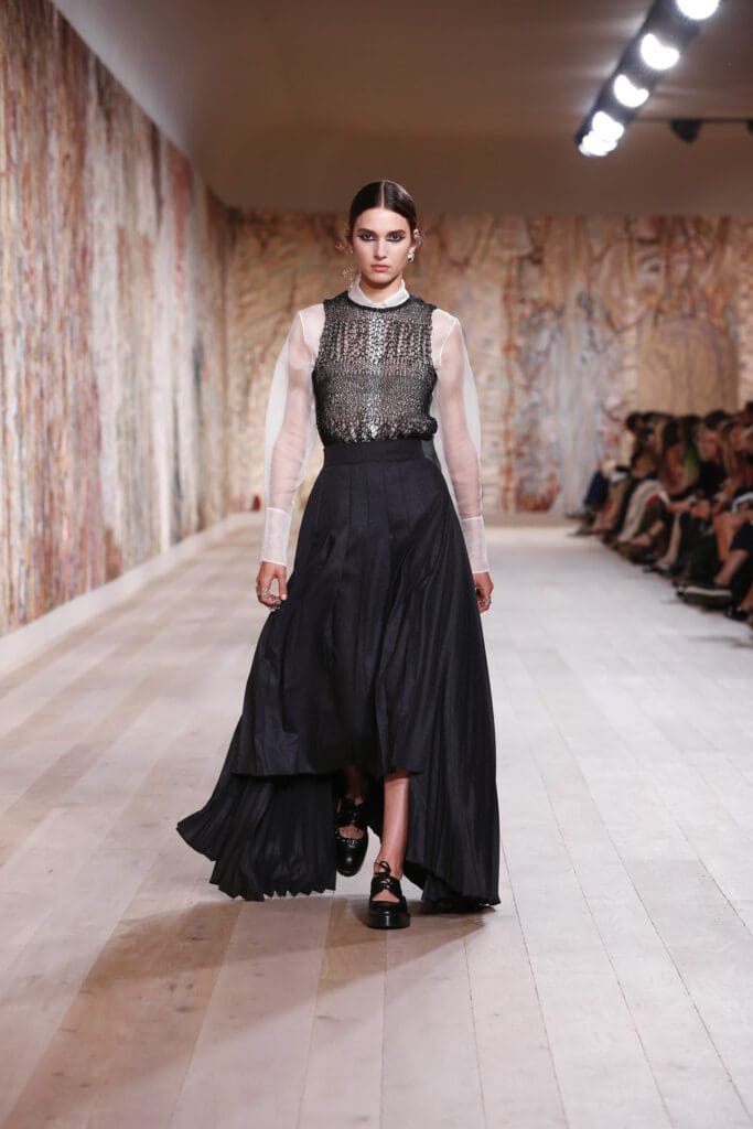 Dior Haute Couture Fall Winter 2021-2022 by RUNWAY MAGAZINE