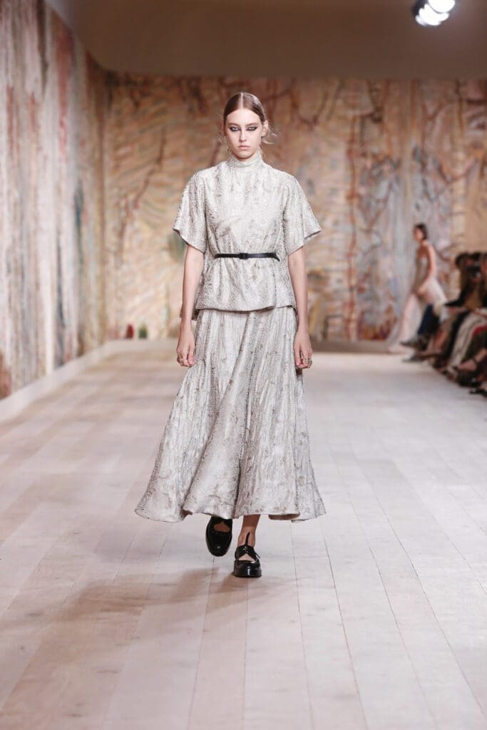 Dior Haute Couture Fall Winter 2021-2022 by RUNWAY MAGAZINE