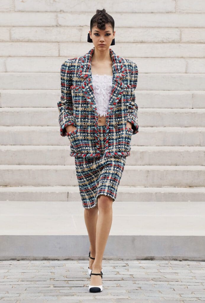 Chanel Haute Couture Fall Winter 2021-2022 by RUNWAY MAGAZINE