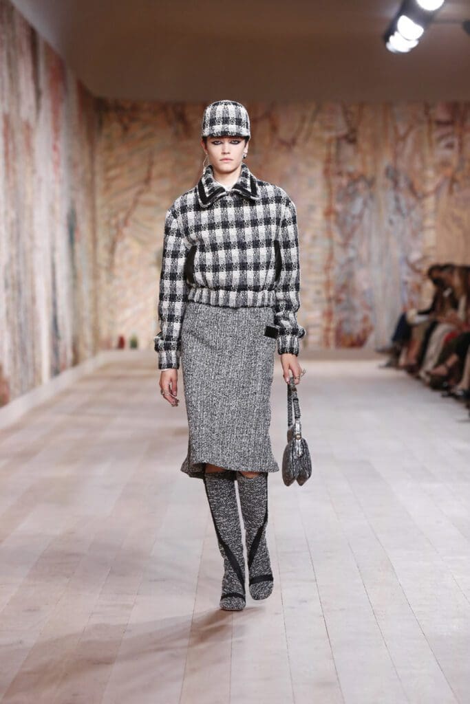 Dior Haute Couture Fall Winter 2021-2022 by RUNWAY MAGAZINE