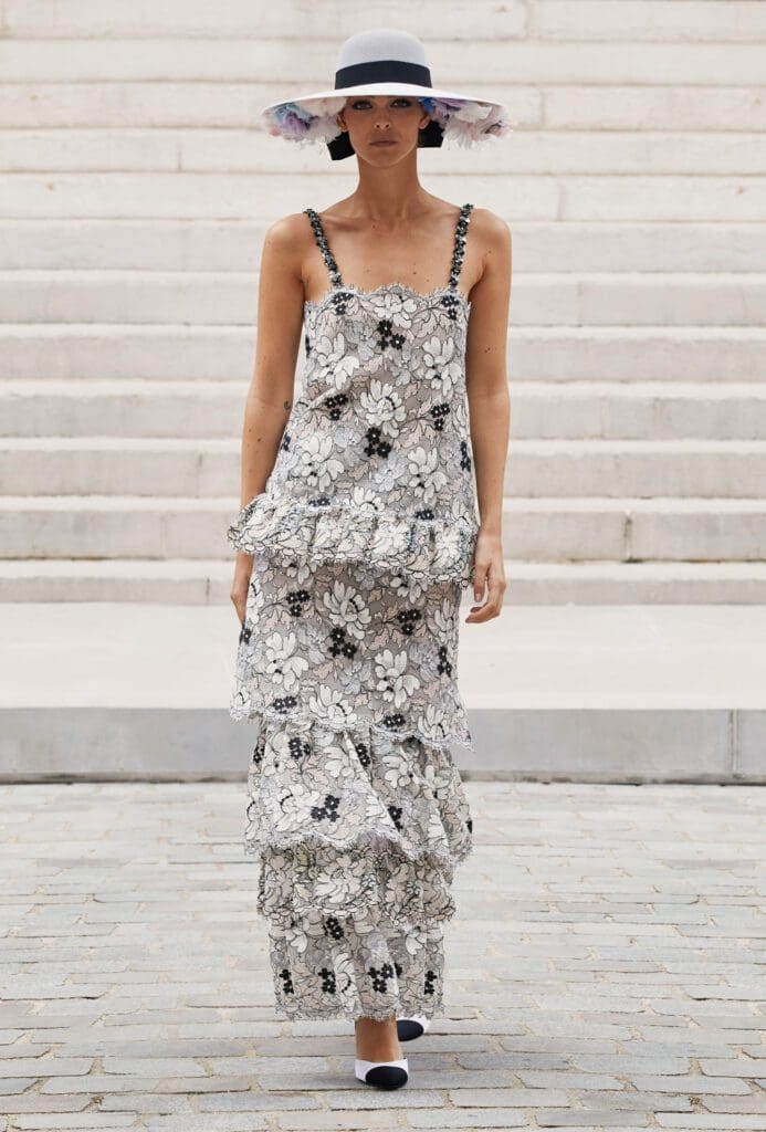Chanel Haute Couture Fall Winter 2021-2022 by RUNWAY MAGAZINE