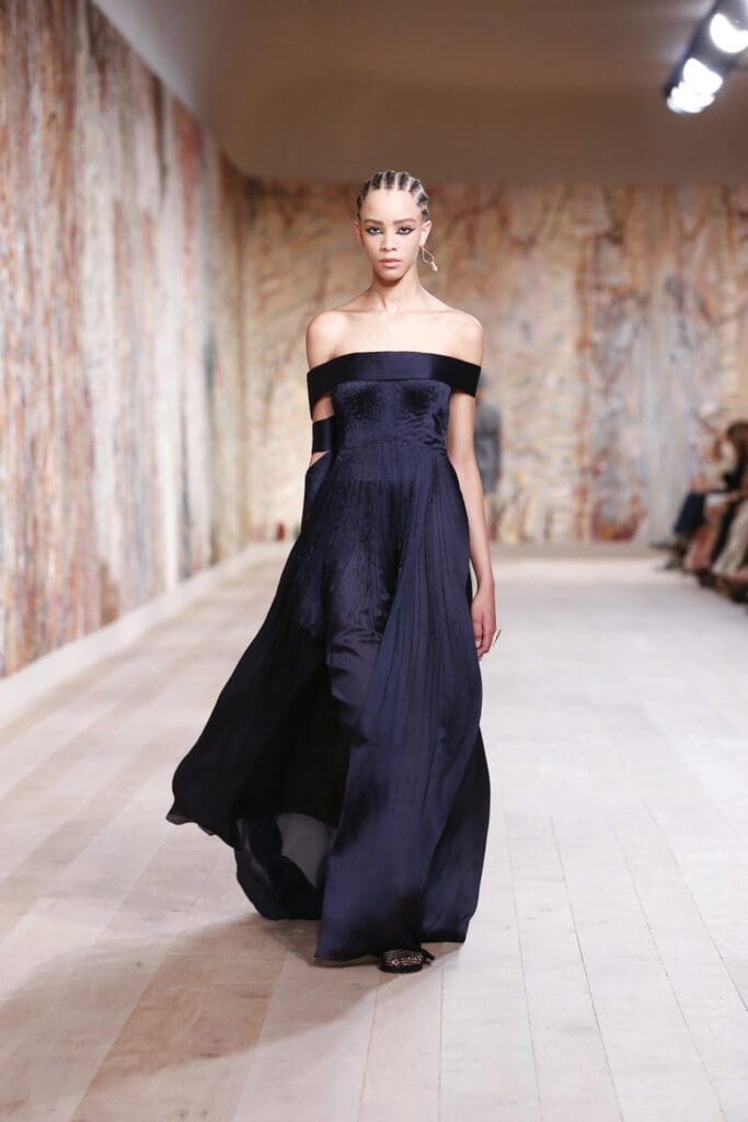 Dior Haute Couture Fall Winter 2021-2022 by RUNWAY MAGAZINE