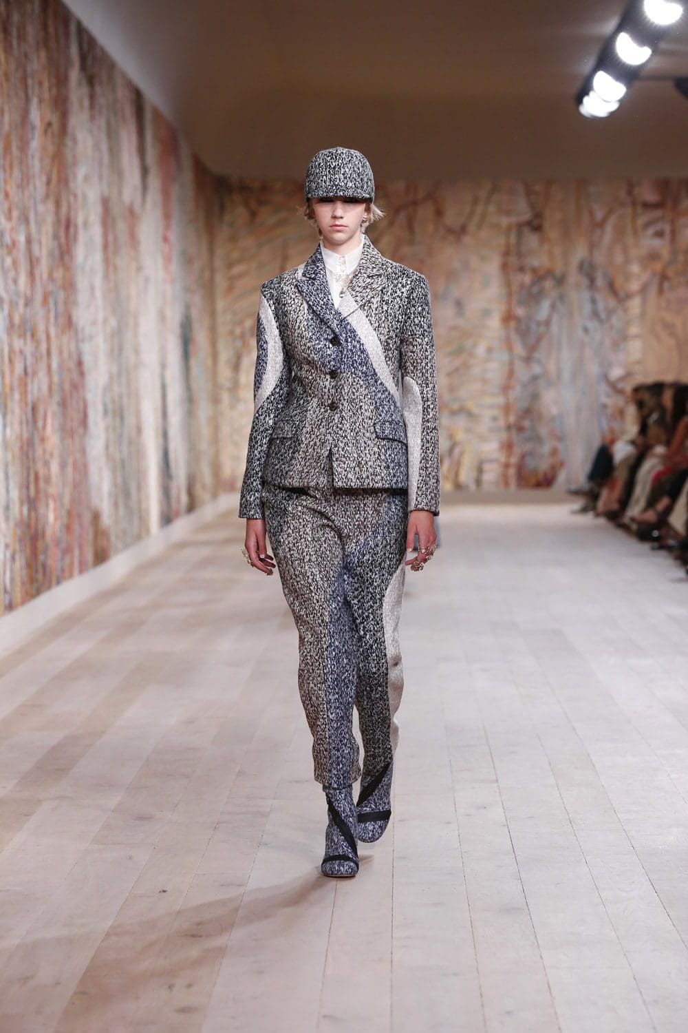 Dior Haute Couture Herbst Winter 2021-2022 von RUNWAY MAGAZIN
