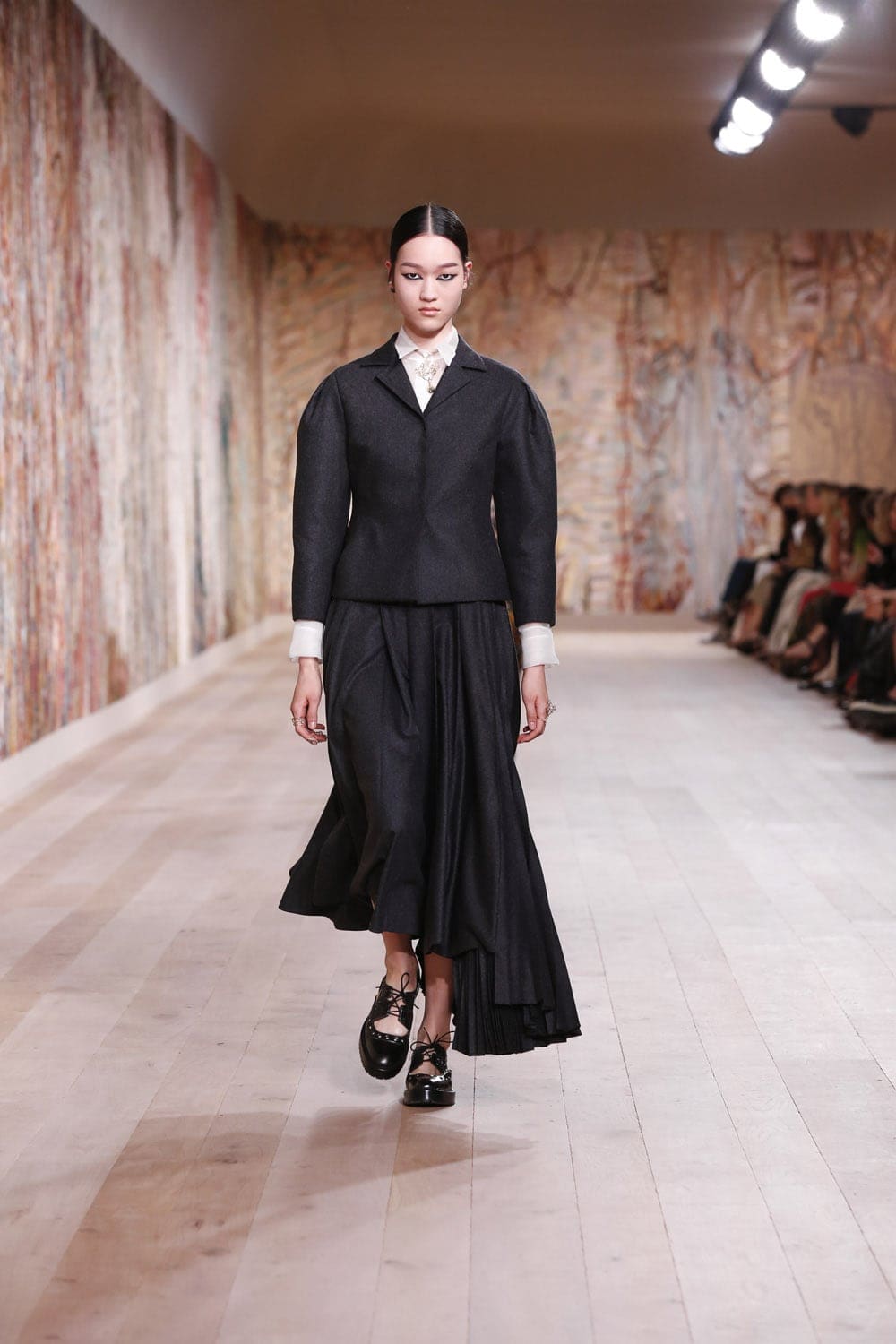 Dior Haute Couture Herbst Winter 2021-2022 von RUNWAY MAGAZIN