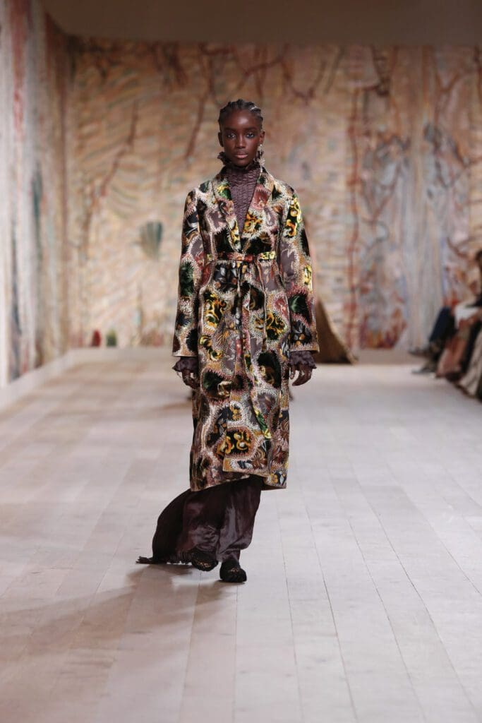 Dior Haute Couture Fall Winter 2021-2022 by RUNWAY MAGAZINE