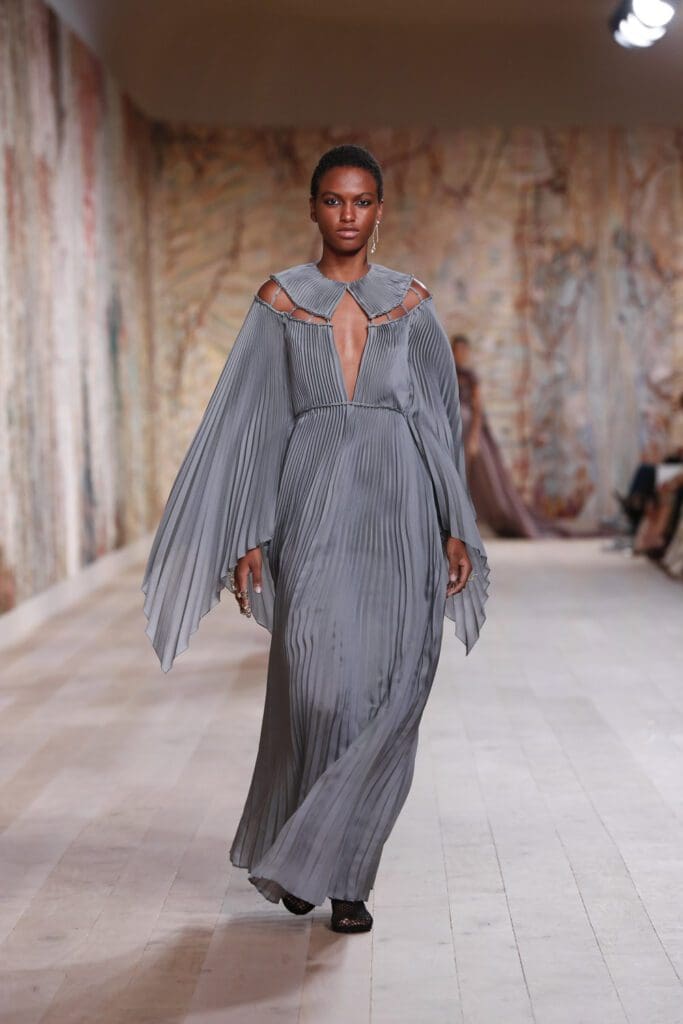 Dior Haute Couture Fall Winter 2021-2022 by RUNWAY MAGAZINE