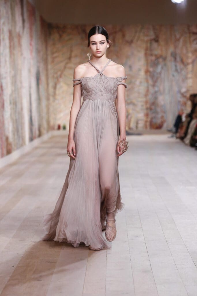 Dior Haute Couture Fall Winter 2021-2022 by RUNWAY MAGAZINE