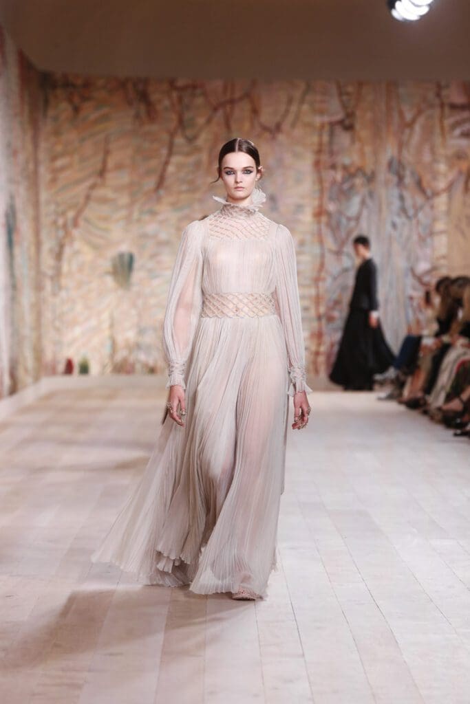 Dior Haute Couture Fall Winter 2021-2022 by RUNWAY MAGAZINE