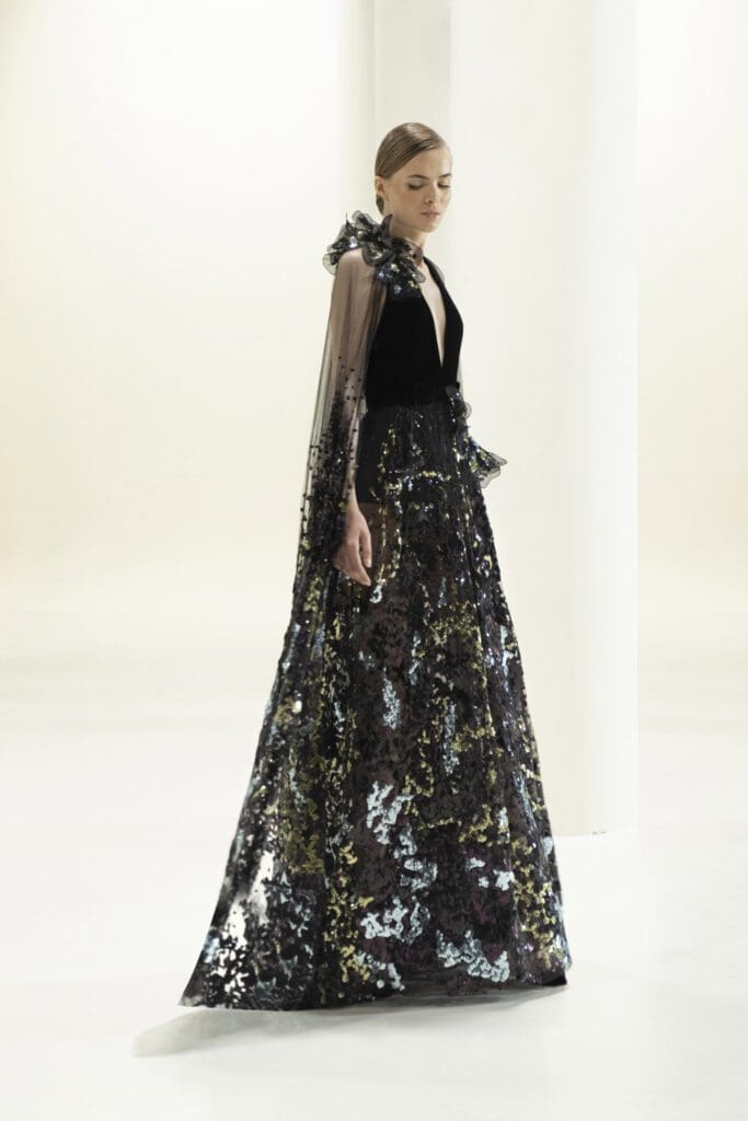 Elie Saab Haute Couture Autunno Inverno 2021-2022 di RUNWAY MAGAZINE