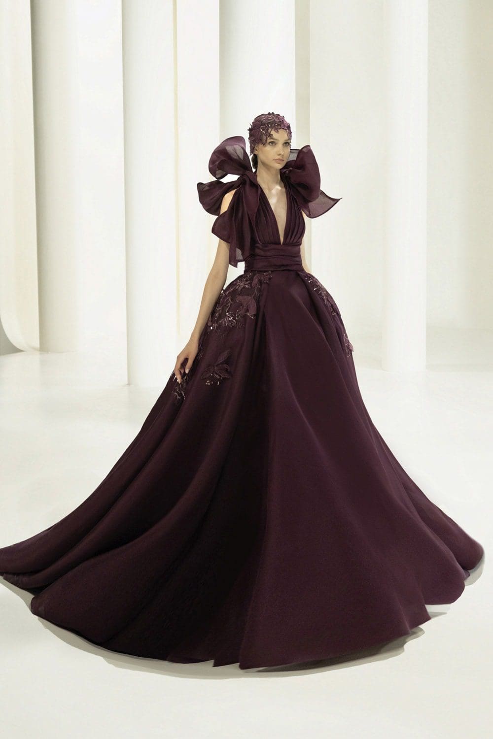 Elie Saab Haute Couture Fall Winter 2021-2022 by RUNWAY MAGAZINE