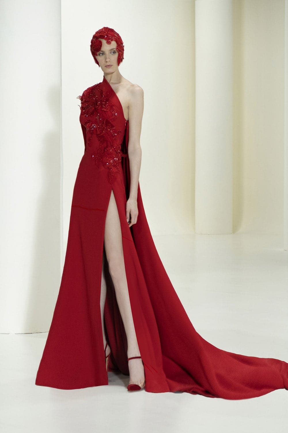 Elie Saab Haute Couture Fall Winter 2021-2022 by RUNWAY MAGAZINE