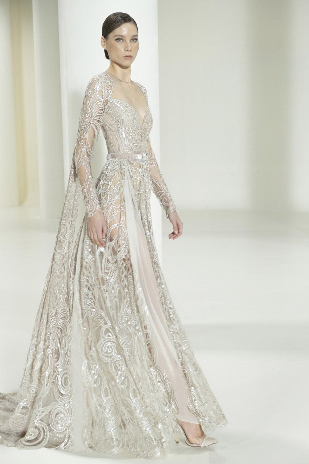 Elie Saab Haute Couture Fall Winter 2021-2022 by RUNWAY MAGAZINE