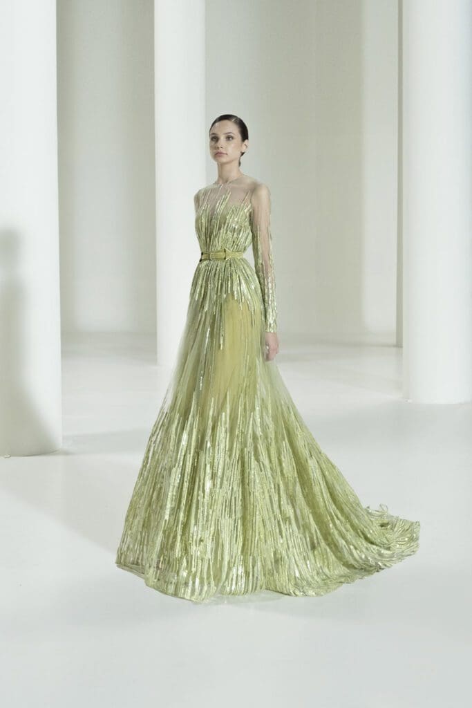 Elie Saab Haute Couture Autunno Inverno 2021-2022 di RUNWAY MAGAZINE
