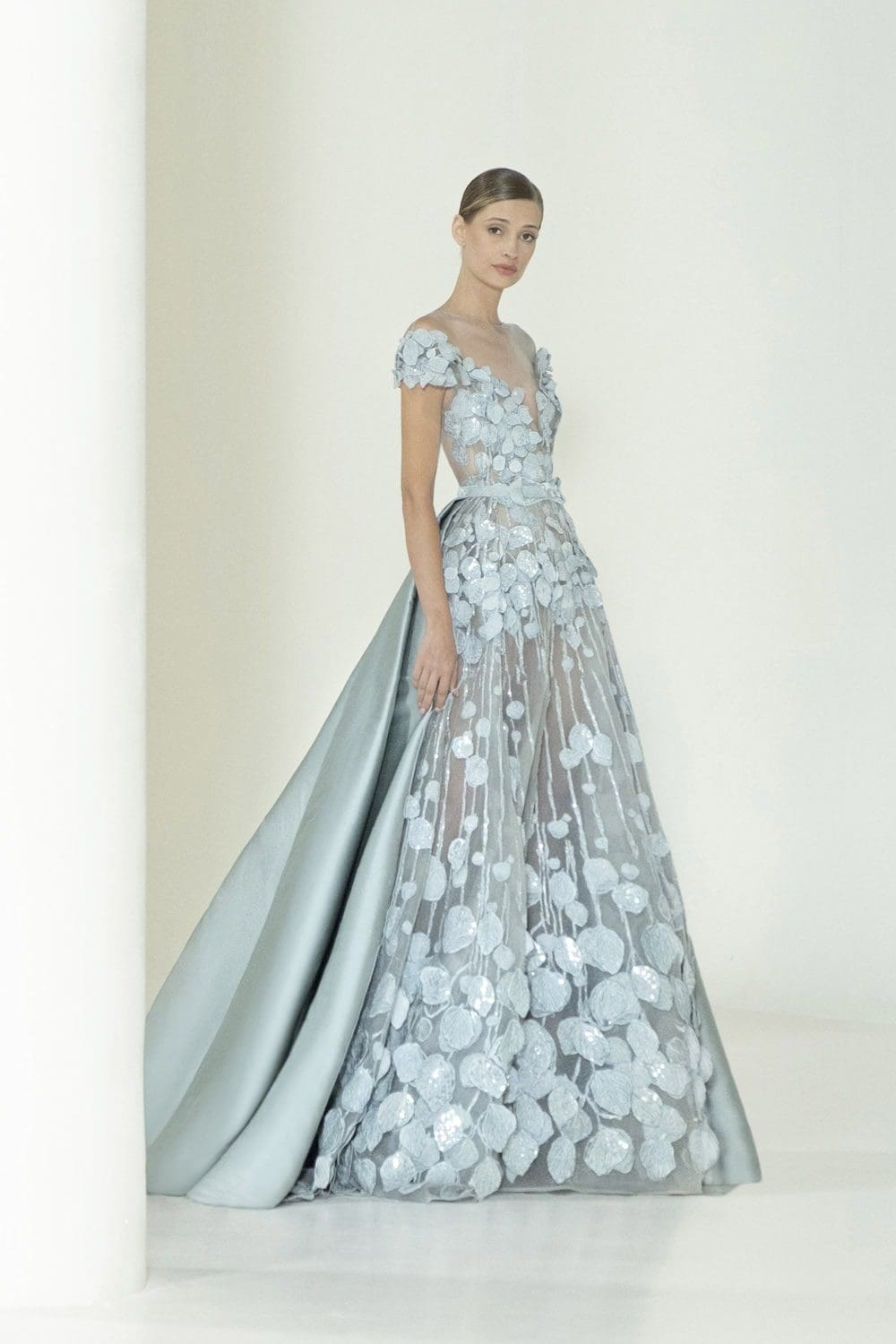 Elie Saab Haute Couture Fall Winter 2021-2022 by RUNWAY MAGAZINE