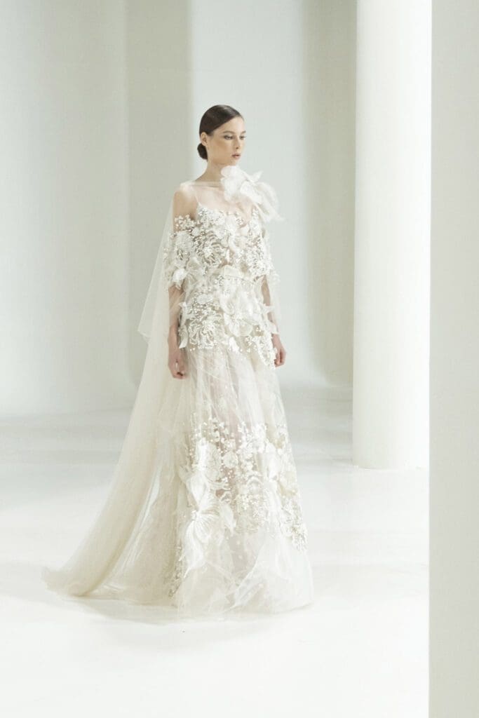 Elie Saab Haute Couture Autunno Inverno 2021-2022 di RUNWAY MAGAZINE