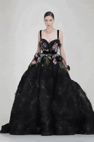 Elie Saab Haute Couture Automne Hiver 2021-2022 par RUNWAY MAGAZINE