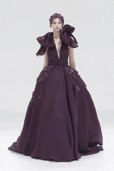 Elie Saab Haute Couture Automne Hiver 2021-2022 par RUNWAY MAGAZINE