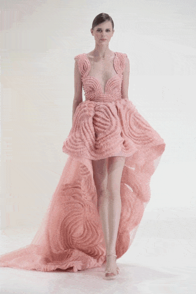 Elie Saab Haute Couture Automne Hiver 2021-2022 par RUNWAY MAGAZINE