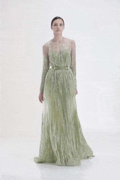 Elie Saab Haute Couture Automne Hiver 2021-2022 par RUNWAY MAGAZINE